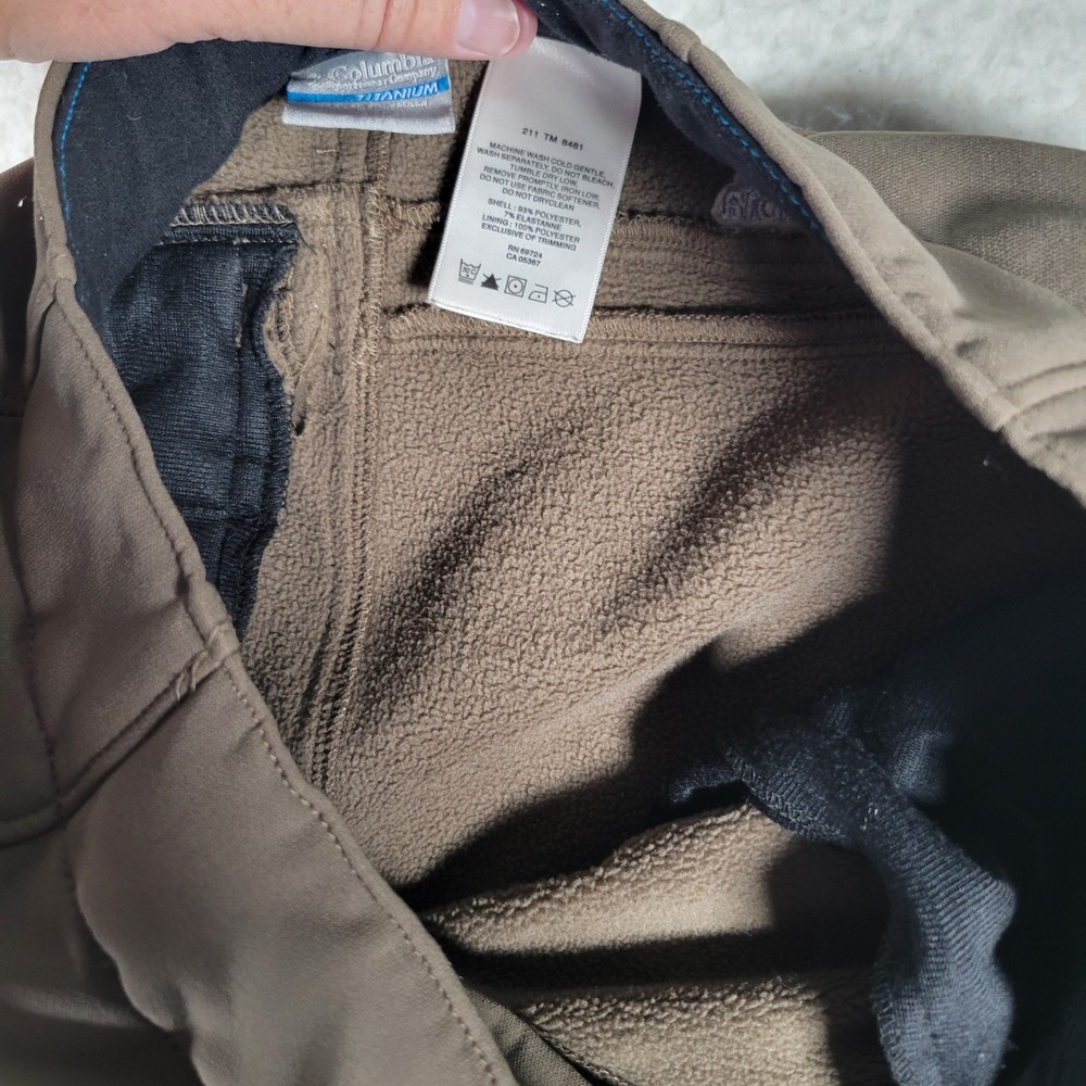 Columbia Titanium Softshell Pants Men 32x30 Brown OmniShield Fleece Lined Hiking - Picture 12 of 16